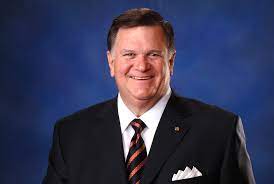 richest persons in Alabama