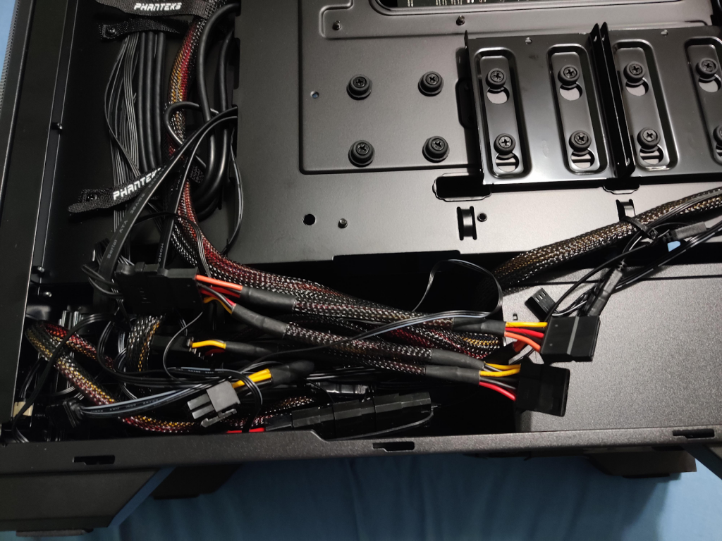 inner parts of a pc showing different connections